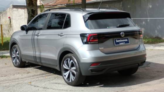 VOLKSWAGEN T-CROSS 1.0 200 TSI TOTAL FLEX AUTOMÁTICO